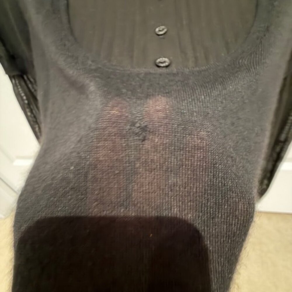 CHANEL Sweater 100% Authentic - Picture 11 of 16